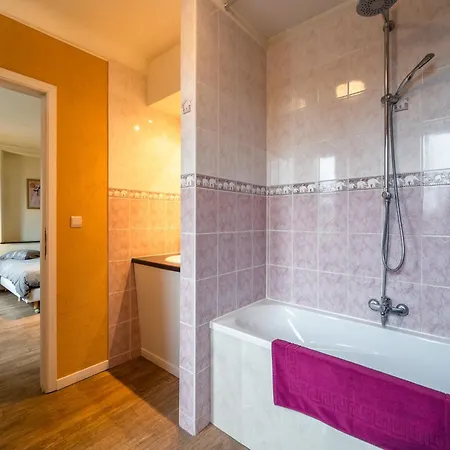 Tranquil Escape, Sourbrodt Waimes